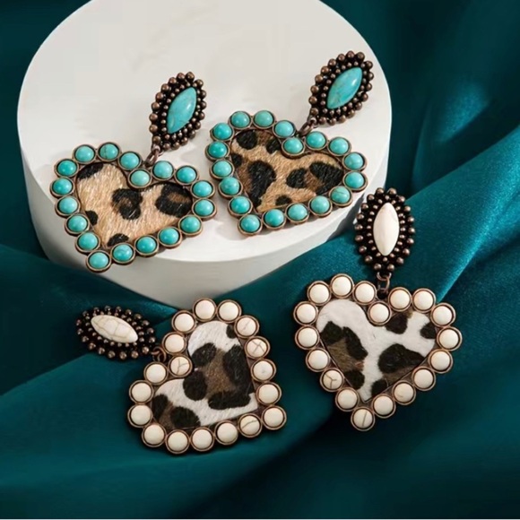 Jewelry - 🐆🐆🐆3 for 12$🐆🐆🐆Heartshaped Leopard Print Earrings